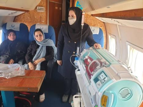 جزئیات انتقال هوایی دو نوزاد گرفتار مشکل قلبی از اهواز به تهران