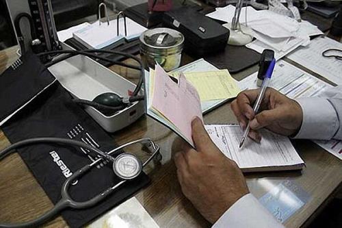 تبعات تأخیر بیمه ها در پرداخت مطالبات مراکز درمانی