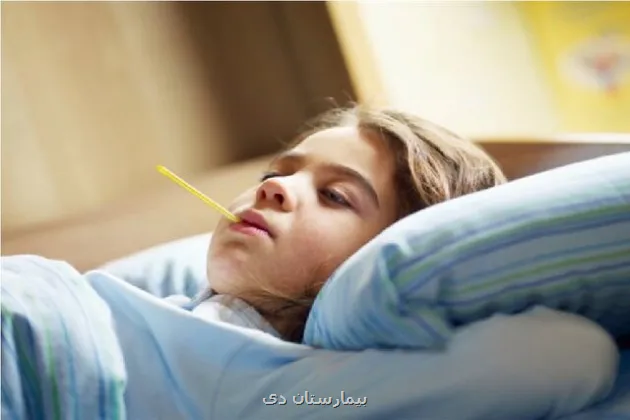 دوش آب سرد، کودک تب دار را وارد شوک می کند