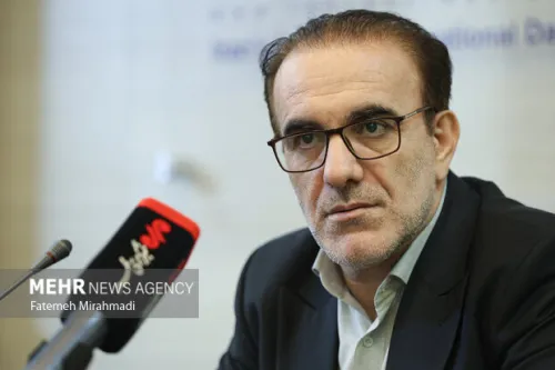 قدردانی از حضور کادر سلامت در مراسم تشییع رهبر شهید